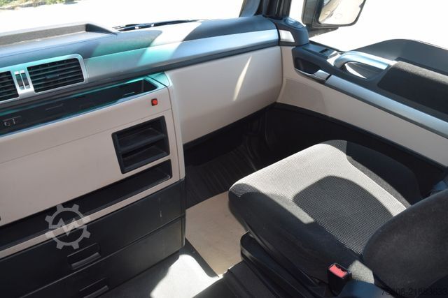 Τυπική μονάδα τράκτορα MAN TGX 18.500 2 Tanks 1160L Retarder ACC Standklima
