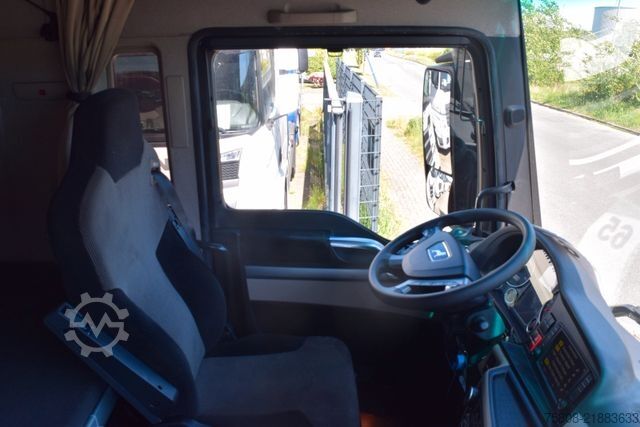 Τυπική μονάδα τράκτορα MAN TGX 18.500 2 Tanks 1160L Retarder ACC Standklima