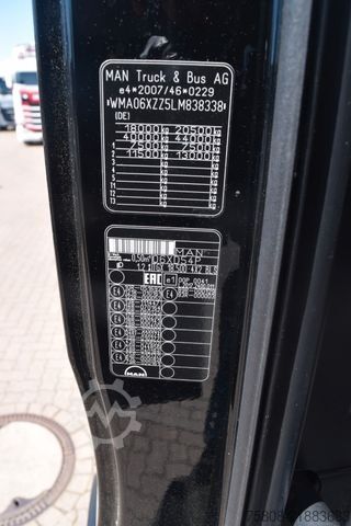 Τυπική μονάδα τράκτορα MAN TGX 18.500 2 Tanks 1160L Retarder ACC Standklima