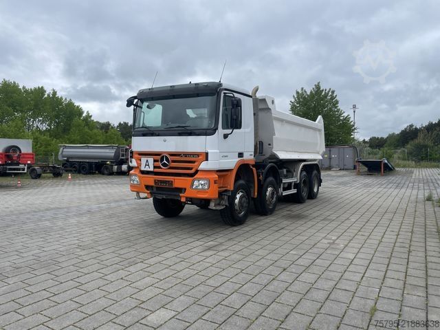 Camião basculante MERCEDES-BENZ Actros 4141 8x6 4 Achs Muldenkipper Meiller 17m³