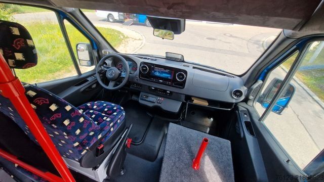 Minibusz MERCEDES-BENZ 517 / 515 Frontniederflur mit  GSR 3 Systeme