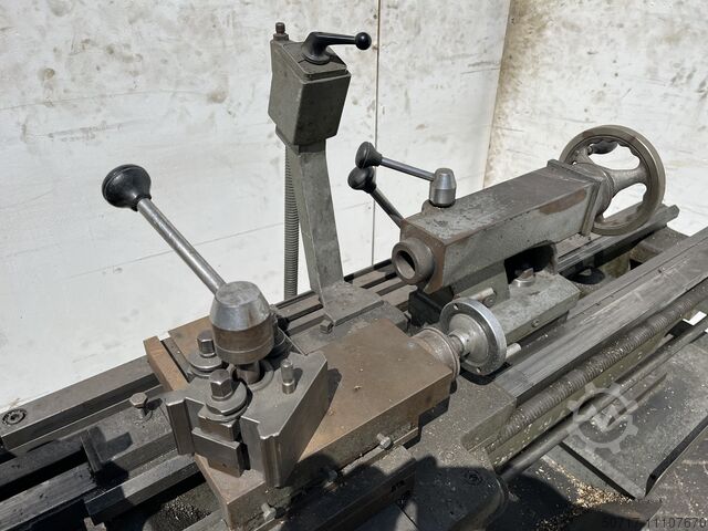 MÁQUINA DE TORNEADO Pinacho T6