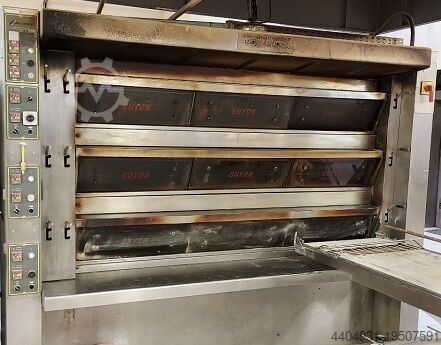 Vier gebruikte Guyon elektrische ovens met 9 openingen Guyon 1824628
