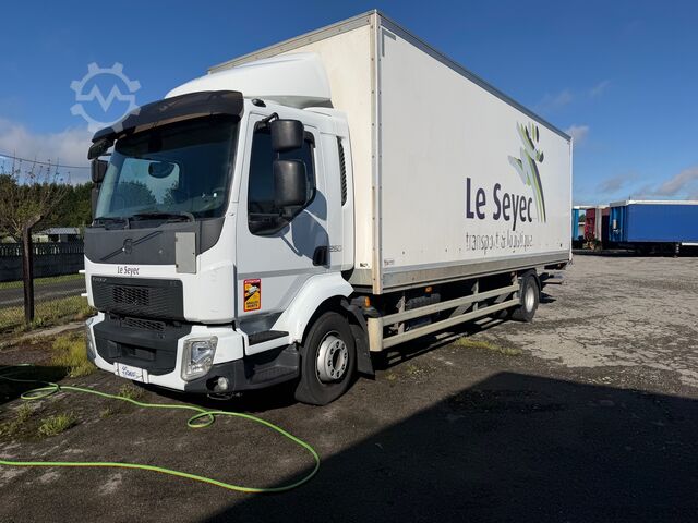 Vrachtwagen met bakwagen Volvo FL 250 16T FURGON EURO 6