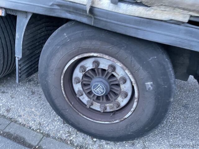 Volume transport Krone Mega Volume / BPW Axles / Discbrakes / German T...