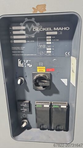 Vertikalt bearbetningscenter Deckel Maho 