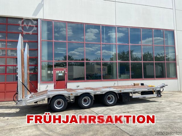 Remorque porte-engins surbaissée Möslein TT 31  31 t GG Tridem- Tieflader 3 Achs, gelenktNeufahrzeug
