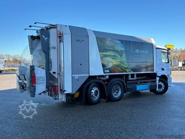 Garbage truck eActros 300LL MÜLLPRESSER Müllsammelfahrzeug