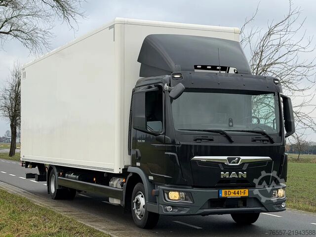 Kuffert JUNGE FAHRZEUGBAU GMBH TGL 12.250 TGL EURO6. 10-2023.