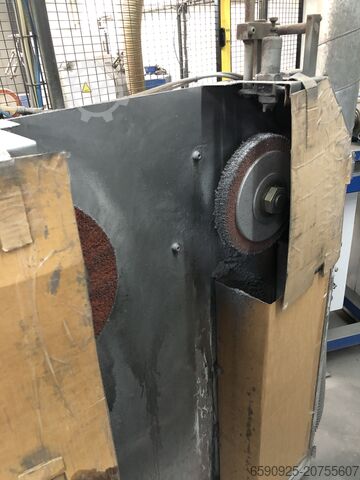 Robotyczna linia do szlifowania i polerowania dla Me Gert Krugmann Maschinenbau + Handel GmbH RSPA-80.1.3.LB