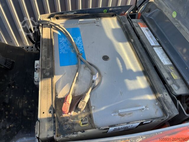 Elektrische vorkheftruck 3 wielen Toyota 8FBEK16T