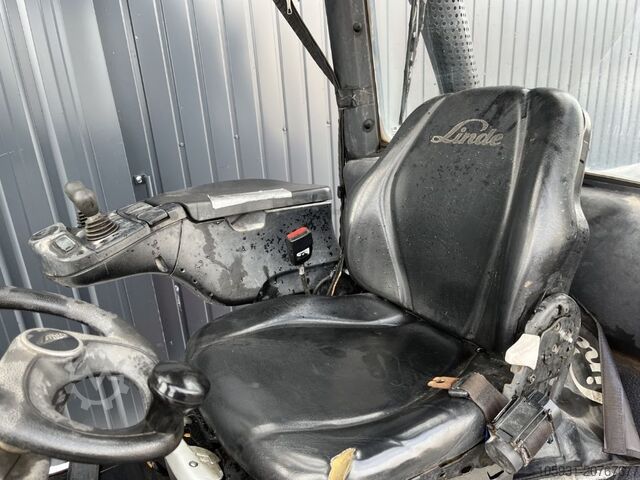 Diesel vorkheftruck Linde H30D-02