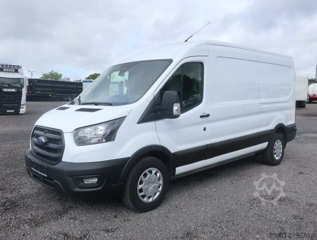Dobozos furgon Ford Transit FT 350 130 PS L3H2 Klima Rückfahrkamera
