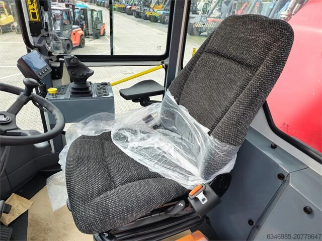 Reachstacker Kalmar DRU450-62S5