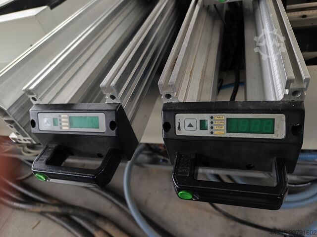 Centro de mecanizado BIESSE Rover 30 S2