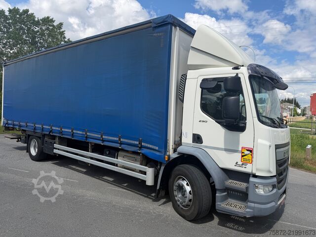 Camión plataforma con toldo DAF LF 290 19T EURO 6 CAJA TAULINER