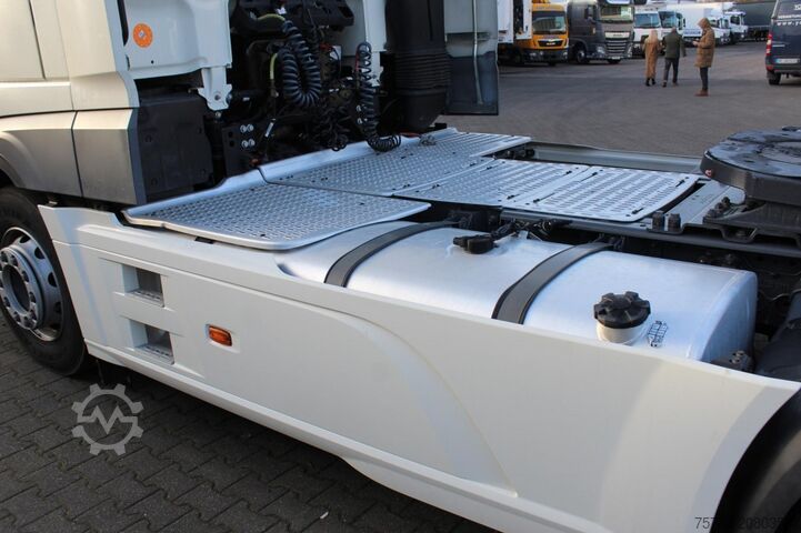 Standard tractor unit Daf XF  480 SC  Retarder ACC LDWS Standklima Kühlbox