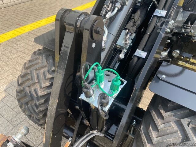 Wheel loader GiANT G 2200 E