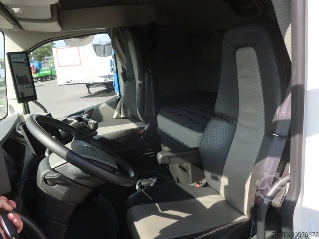 Standard tractor unit Volvo FH 500 Aero TC