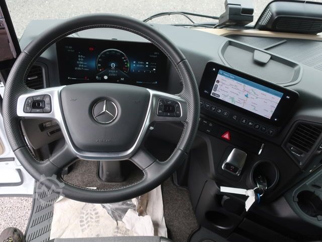 Standard tractor unit Mercedes Benz 1851 LS Actros L ProCabin Gigaspace Retarder