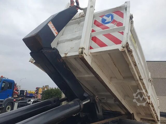 Kranbil Mercedes-Benz Atego 1928