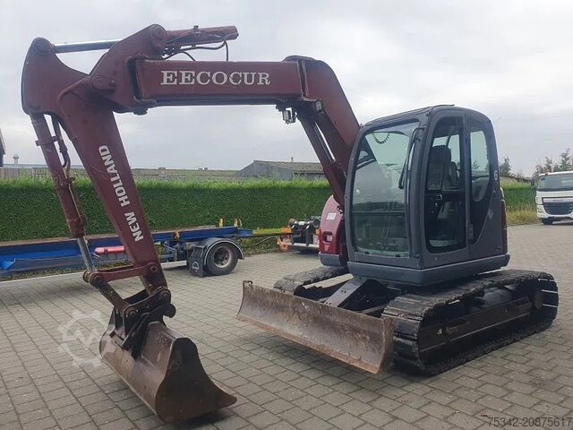 Minibagger New Holland Kobelco E70 - 8 TON