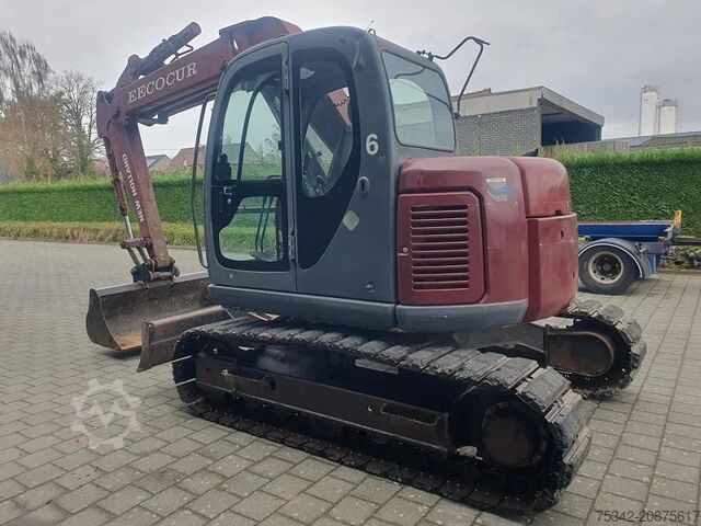 Minibagger New Holland Kobelco E70 - 8 TON