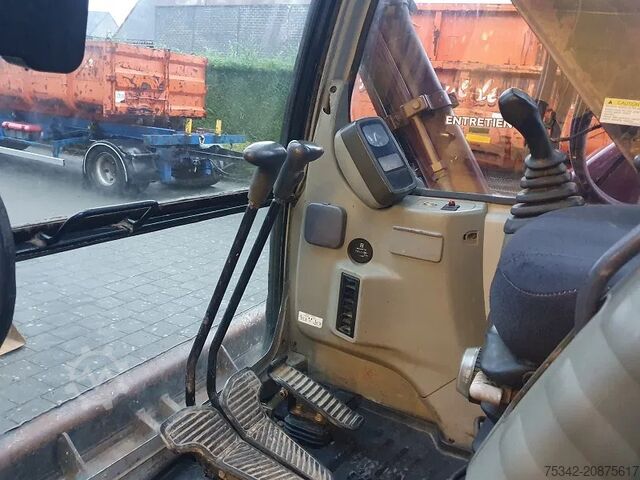 Minibagger New Holland Kobelco E70 - 8 TON