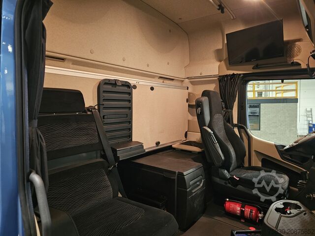 Standaard-SZM Mercedes-Benz 3353 8x4 / FASSI 71  T/M + JIB / CRANE / KRAN