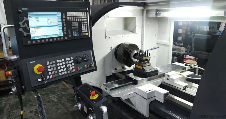 CNC soustruh CHEVALIER FCL-2580