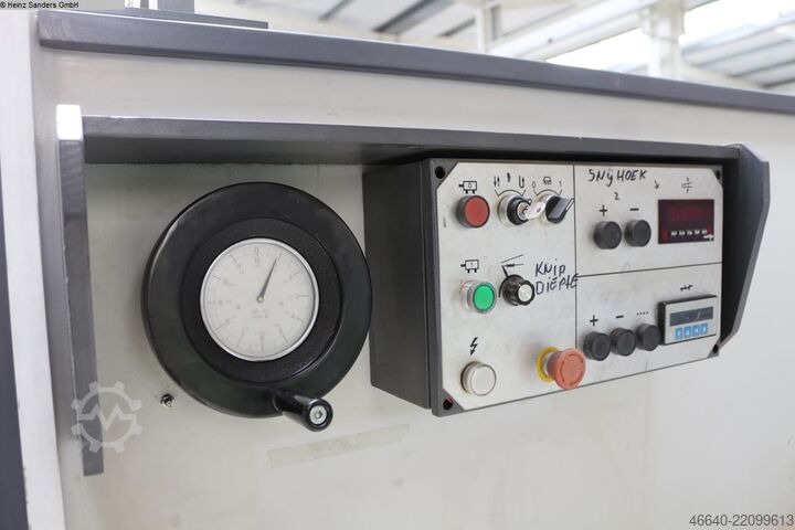 Guillotinesaks - hydraulisk LVD CS 40/6