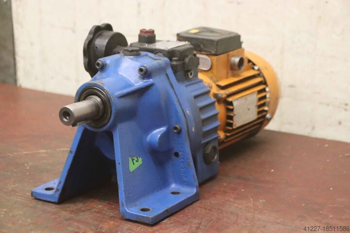 Regelbare tandwielmotor 0,37 kW 40 - 210 tpm Motovario Ansaldo TKR / 5 A1C0712C