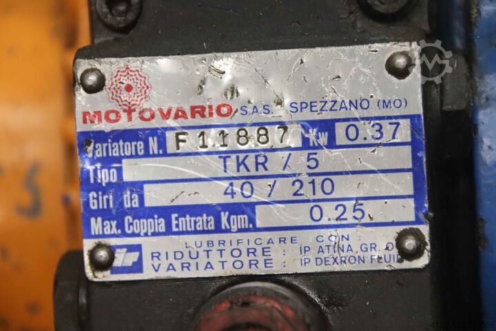 Regelbare tandwielmotor 0,37 kW 40 - 210 tpm Motovario Ansaldo TKR / 5 A1C0712C
