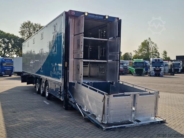 Veetransport CUPPERS Boone construct - 3 deck livestock trailer - Ve...