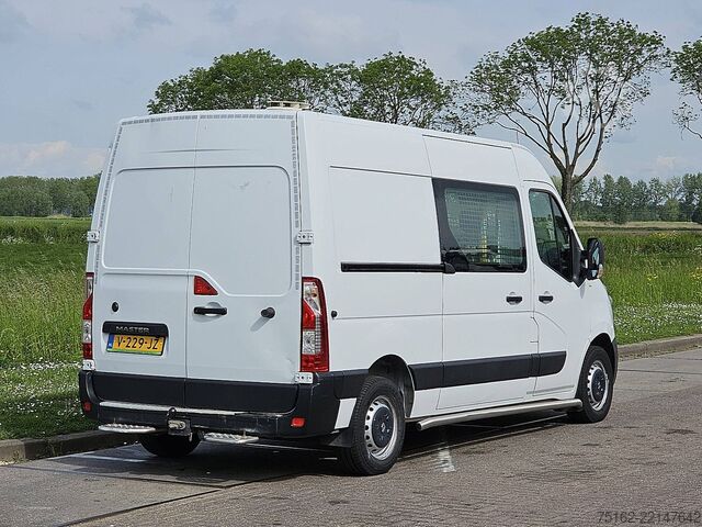 High-roof van RENAULT MASTER 2.3 L2H2 Navi Trekhaak!