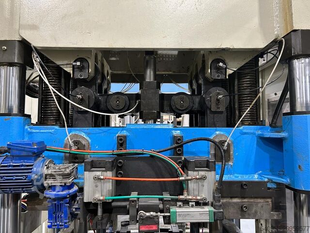 Thermoforming machine WM Thermoforming FC 780 E