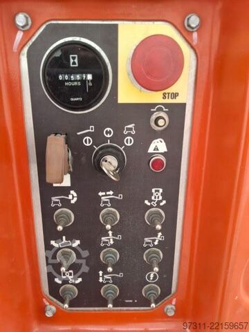 Przegubowa teleskopowa platforma robocza Genie Z-30/20N RJ