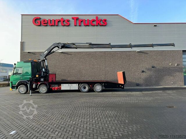 Crane truck Volvo FM 500 8X2 OPRIJWAGEN/MACHINE TRANSPORTER + HIA...