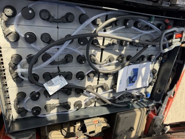 Chariot élévateur électrique à 3 roues Linde E14-02 Batterie 2026