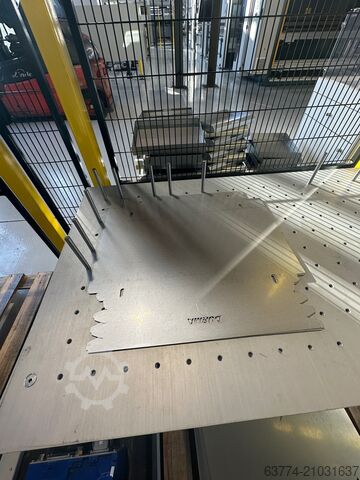  Durma Maschinen GmbH Abkantpresse mit Roboter