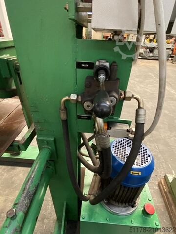 2000 M.A.C. SN-OL 1230x650-10T Biegepresse zur Holzbearbeitung. M.A.C. SN-OL 1230x650-10T