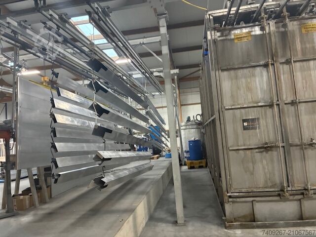 Complete powder coating line 7.2 m BEWAP MACHINE A LAQUER DE TYPE MACRO 6