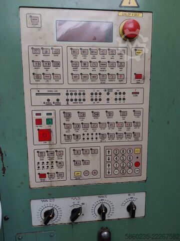 Vízszintes megmunkálóközpont Makino MC 65