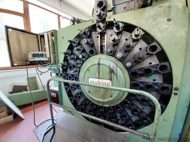 Vízszintes megmunkálóközpont Makino MC 65