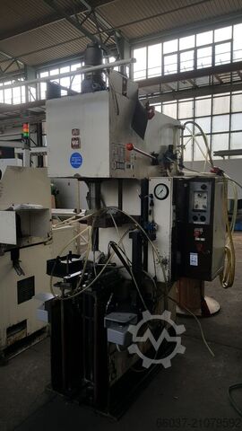 Hydraulische pers VEB Wema Zeulenroda PYE 10 S1