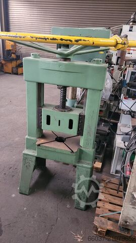 Handmatige spilpers VEB Pressenwerk Morgenröthe PSGZ 25