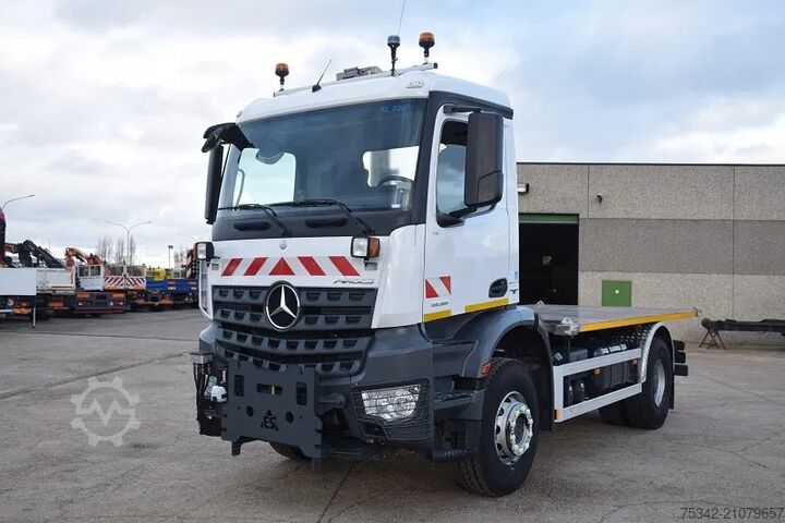Laadplatform Mercedes-Benz Arocs 1836