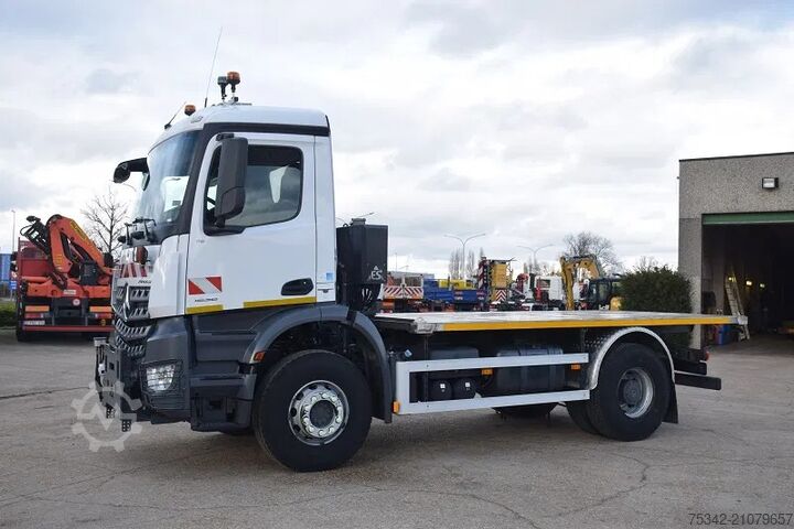 Laadplatform Mercedes-Benz Arocs 1836
