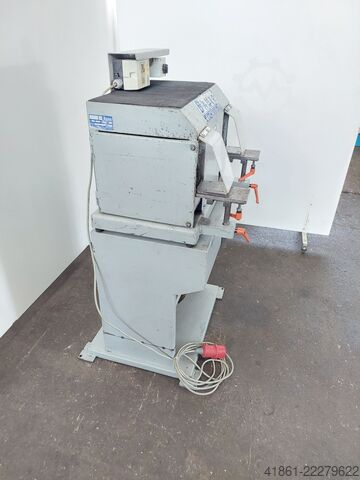 Bürstenentgratmaschine BAUER BE 2