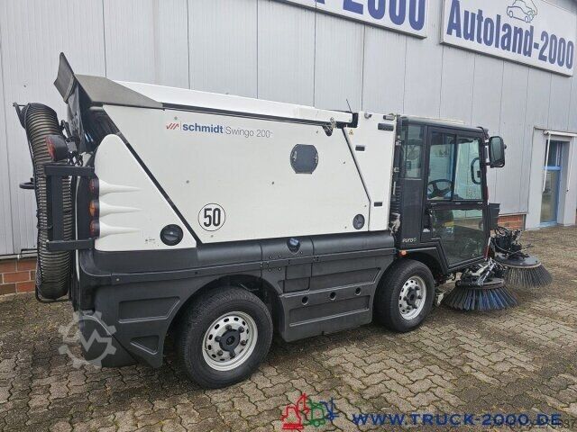 Kehrmaschine Schmidt Swingo 200+ 3Besensystem HDReiniger Laubschlauch